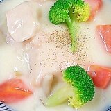 鶏むね肉でちょっとヘルシー♪クリームシチュー